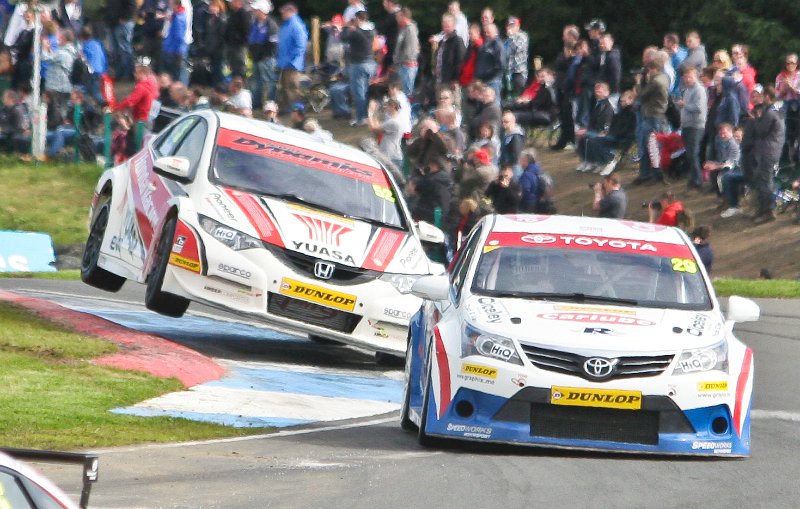 BTCC_races_Knockhill_August_26th_2012 (36).jpg